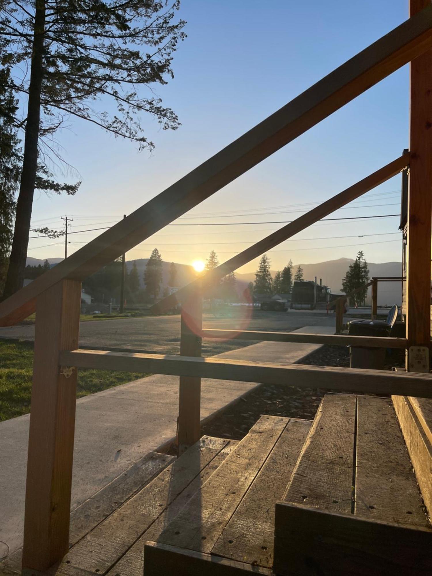 Kootenai Valley Motel ボナーズ・フェリー エクステリア 写真