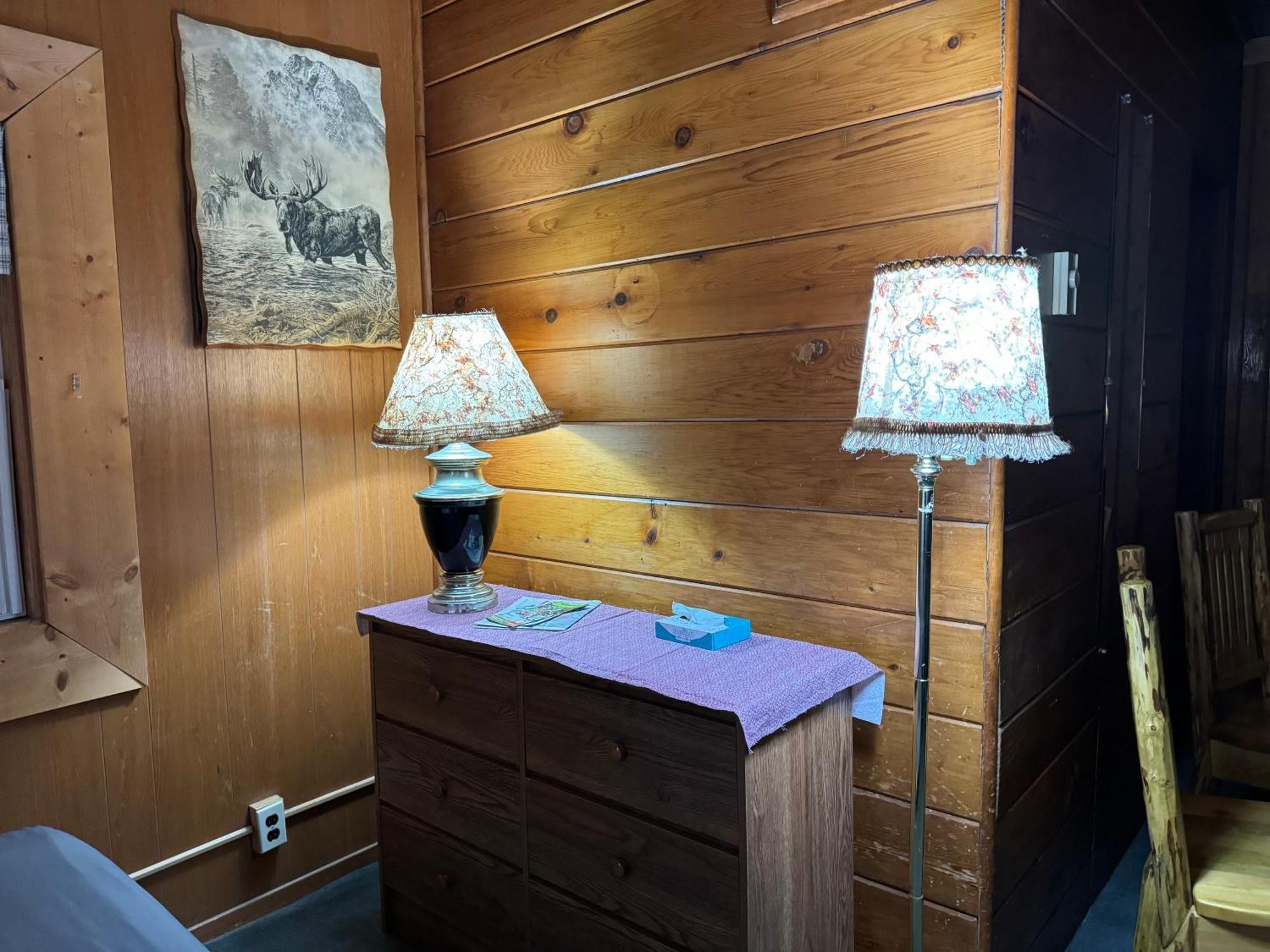 Kootenai Valley Motel ボナーズ・フェリー エクステリア 写真