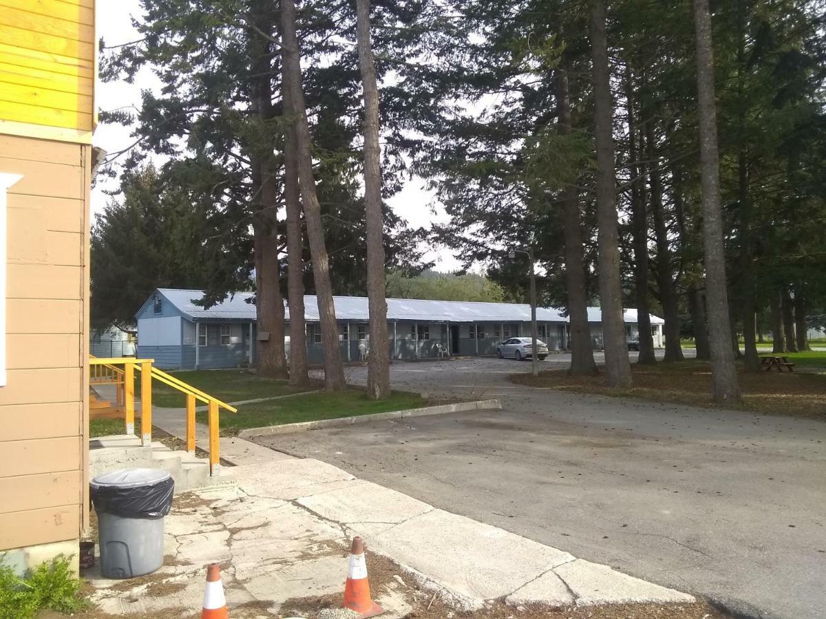 Kootenai Valley Motel ボナーズ・フェリー エクステリア 写真